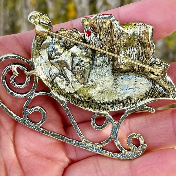 Large Santa Sleigh Brooch Rhinestone Santa Sleigh Pin Christmas Brooch - Picture 7 of 10